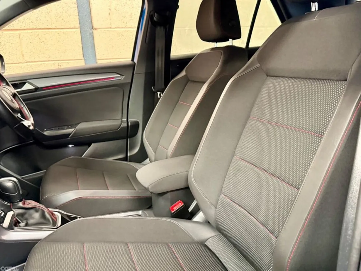Volkswagen T-Roc SUV, Diesel, 2021, Blue