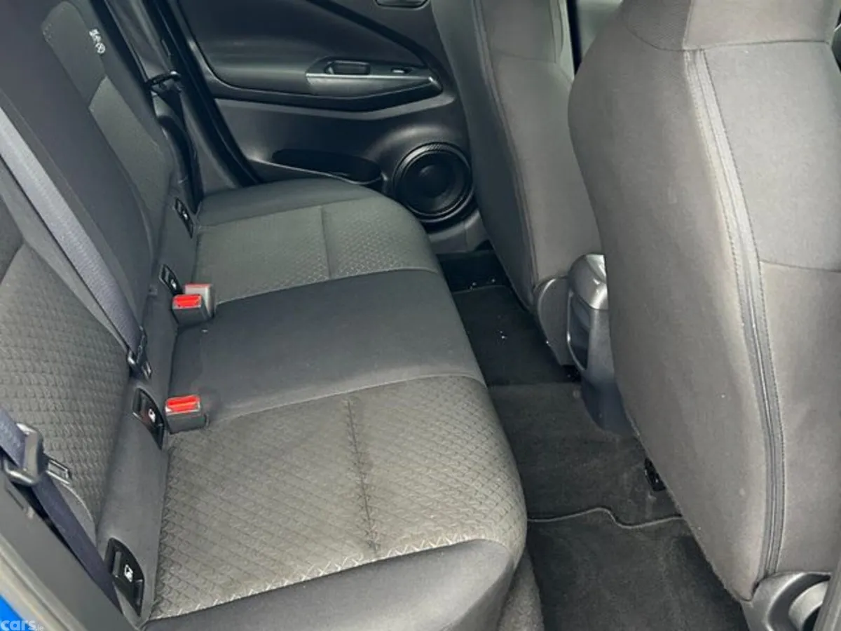 Nissan Juke MPV, Petrol, 2024, Blue