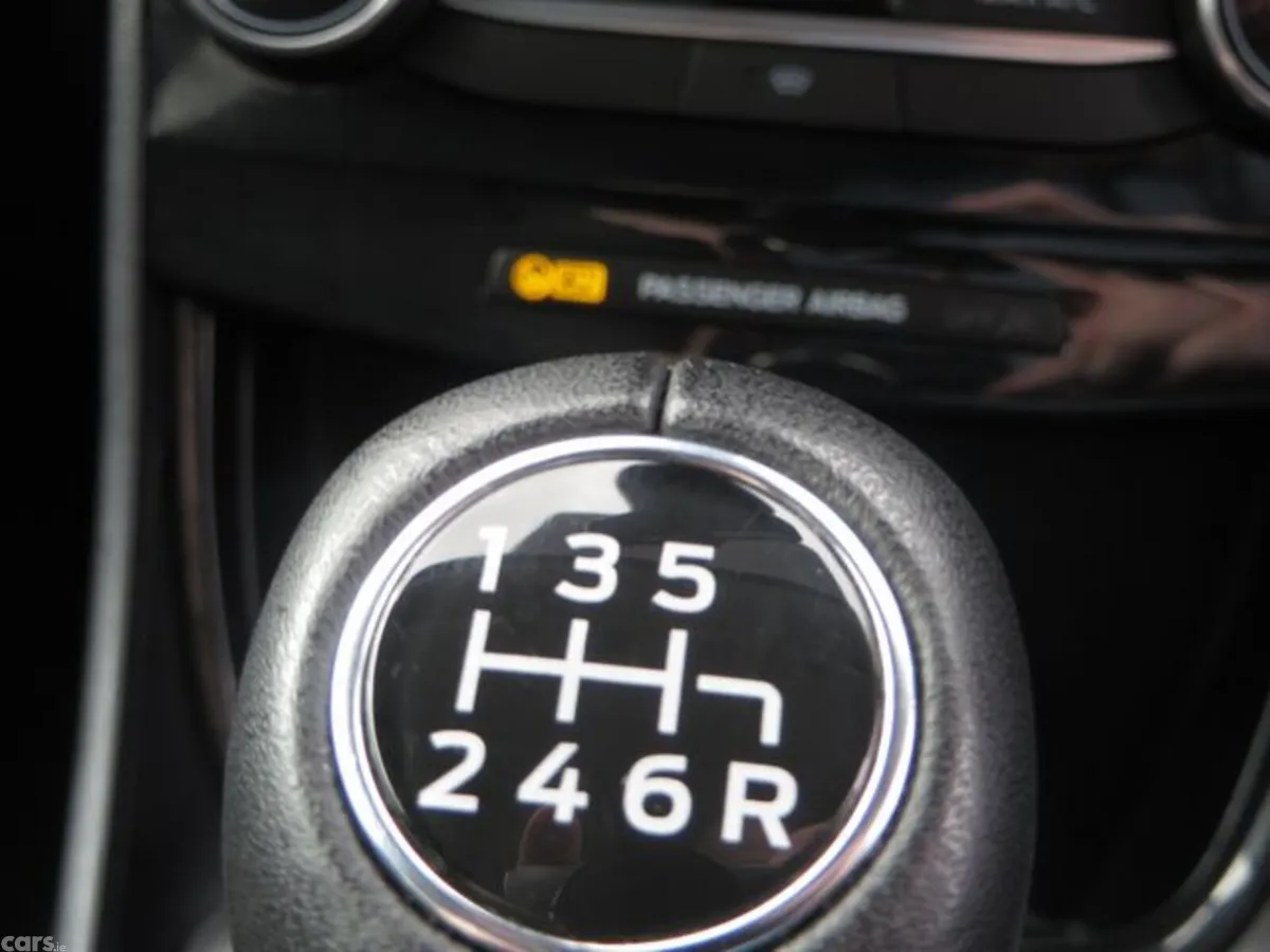 Ford Puma Hatchback, Petrol Hybrid, 2023, White