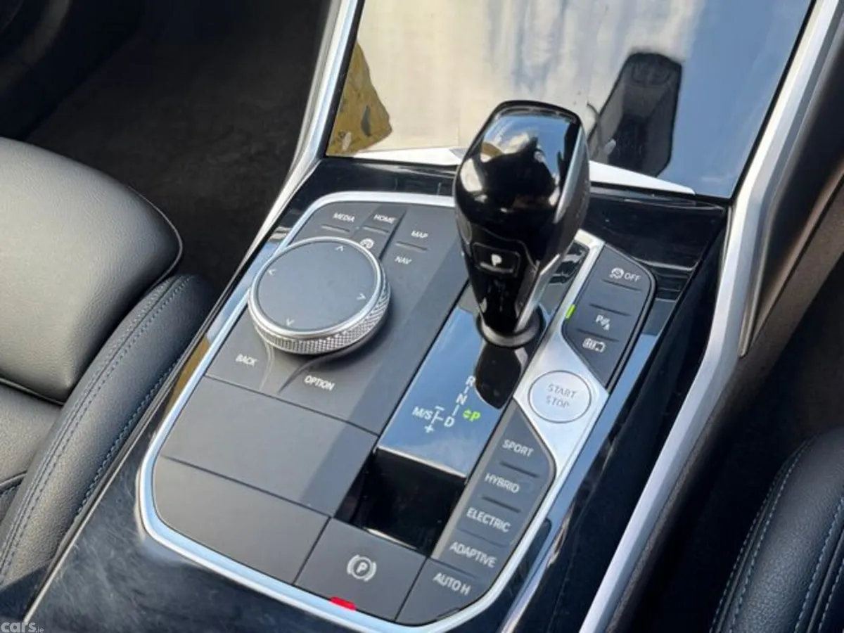 BMW 3-Series Saloon, Petrol Plug-in Hybrid, 2022, Black