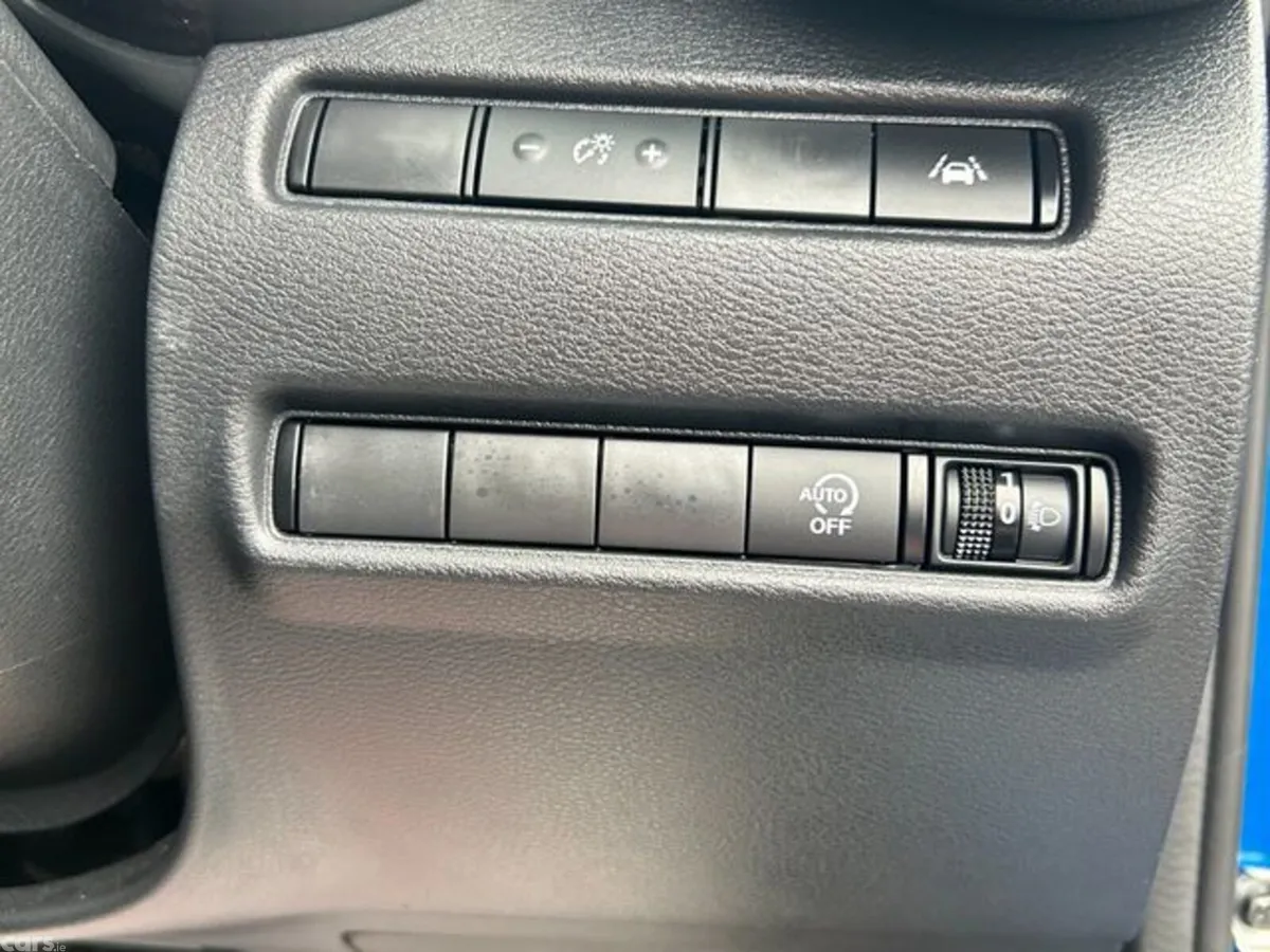 Nissan Juke MPV, Petrol, 2024, Blue