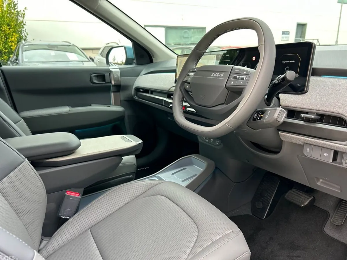 Kia EV3 SUV, Electric, 2027, Grey