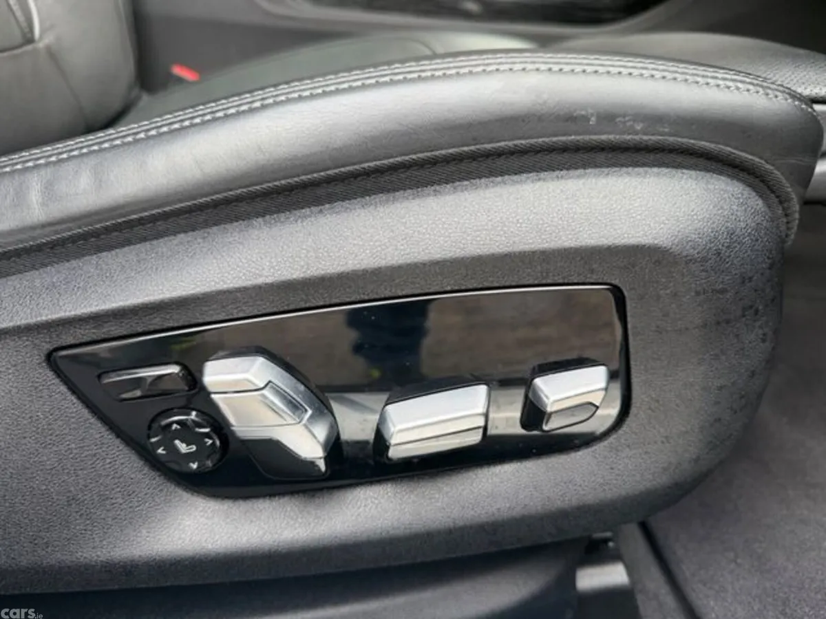 BMW Other Saloon, Petrol Plug-in Hybrid, 2022, Black