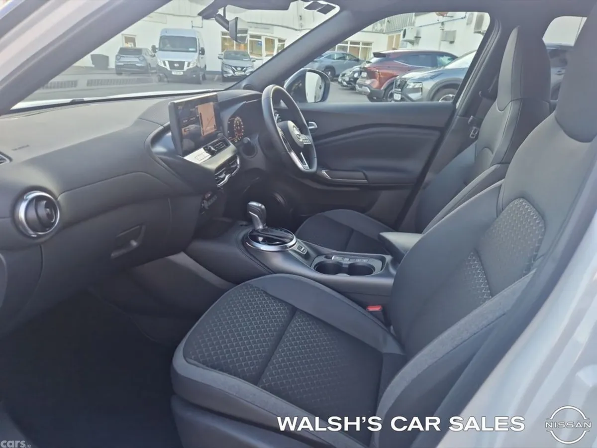 Nissan Juke Hatchback, Petrol Hybrid, 2025, White