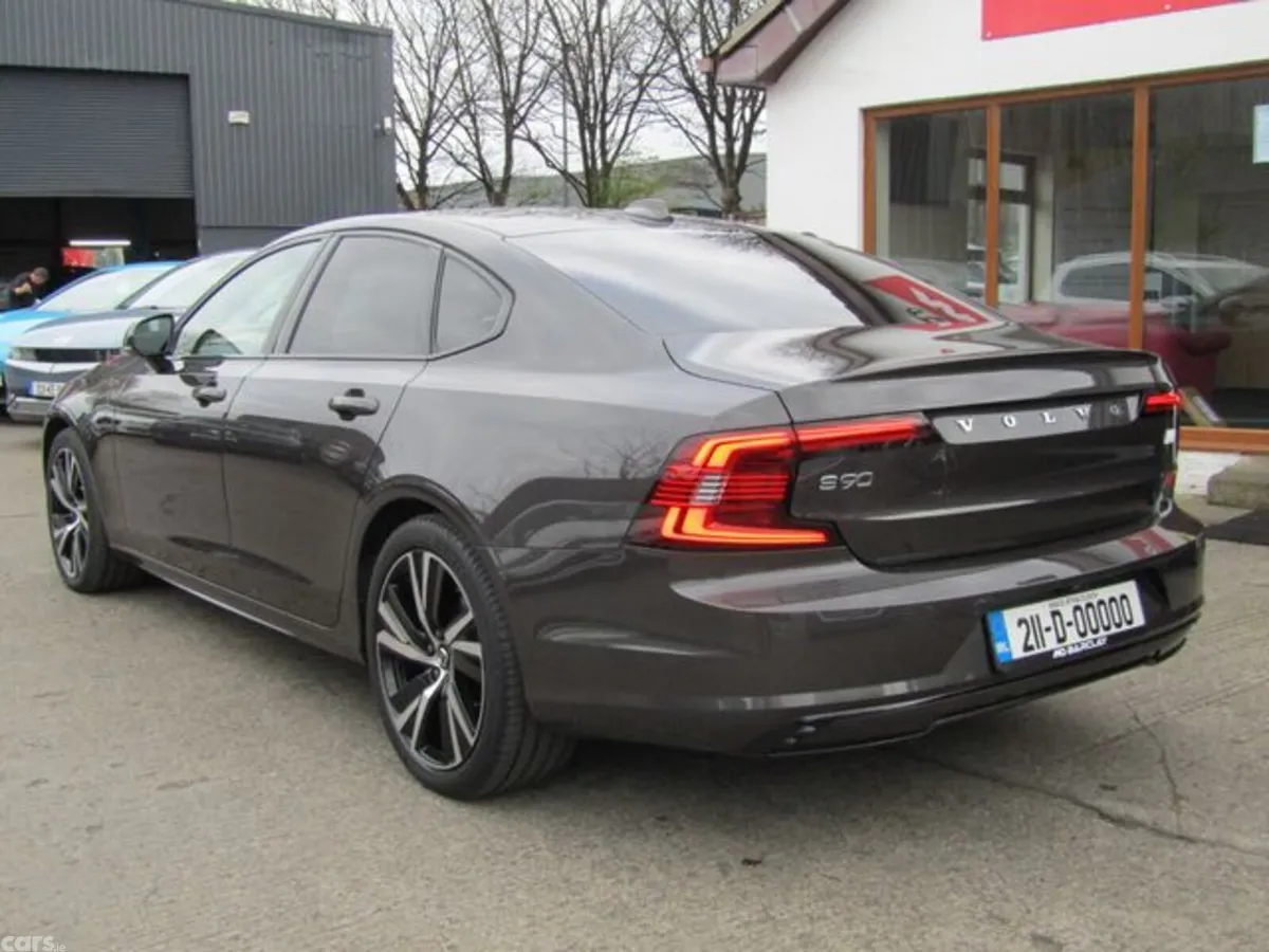 Volvo S90 Saloon, Petrol Plug-in Hybrid, 2021, Grey