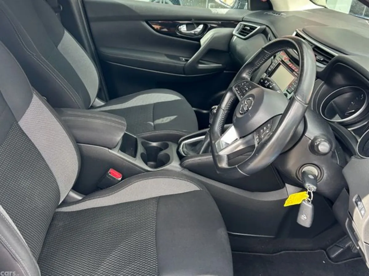 Nissan Qashqai MPV, Diesel, 2018, Blue