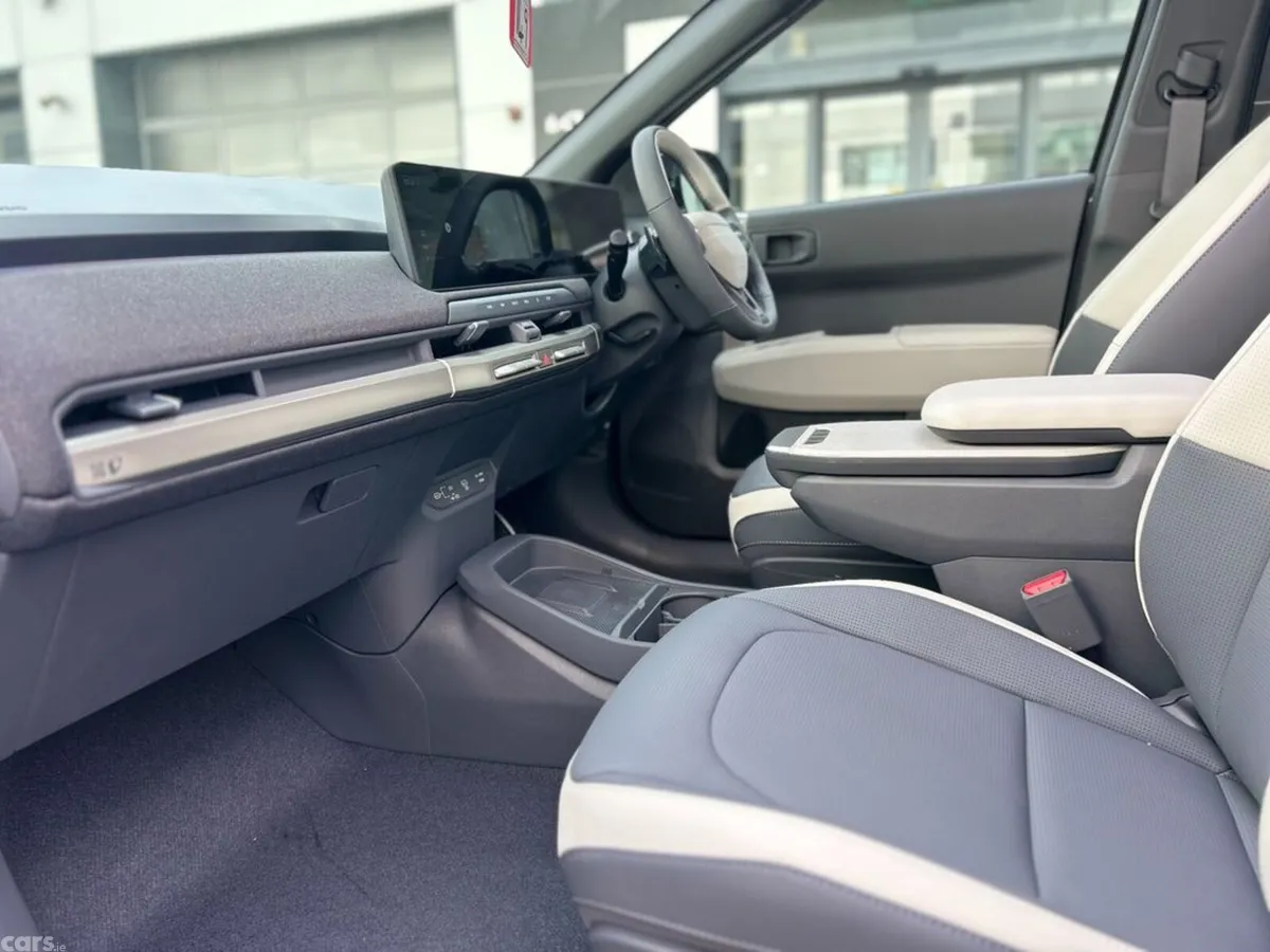 Kia EV3 SUV, Electric, 2027, Grey