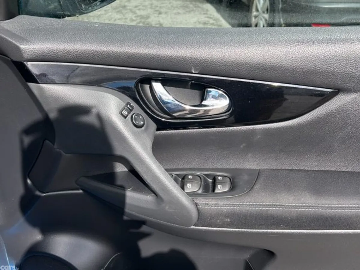 Nissan Qashqai MPV, Diesel, 2018, Blue