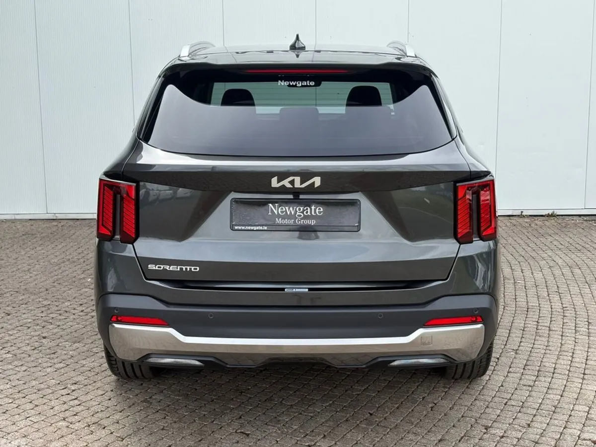 Kia Sorento SUV, Diesel, 2027, Grey