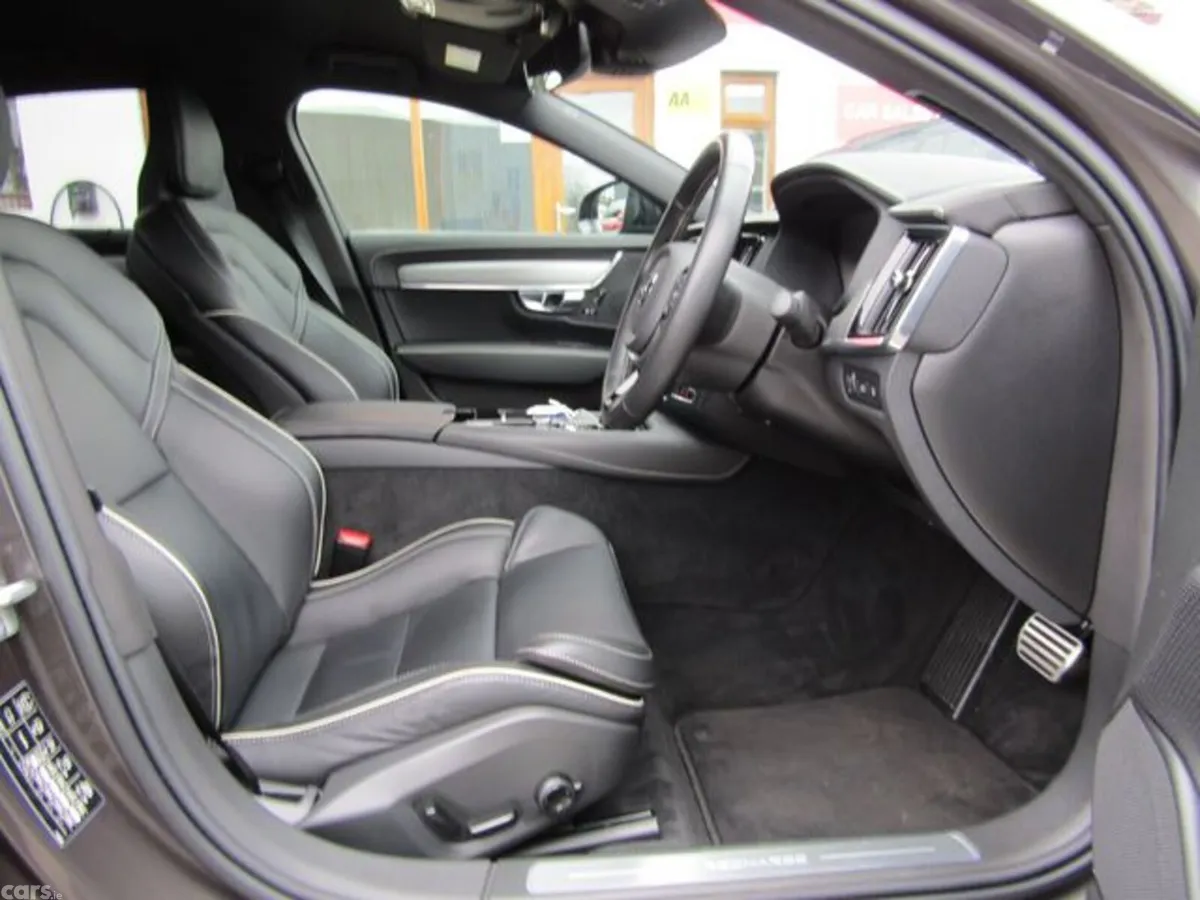 Volvo S90 Saloon, Petrol Plug-in Hybrid, 2021, Grey