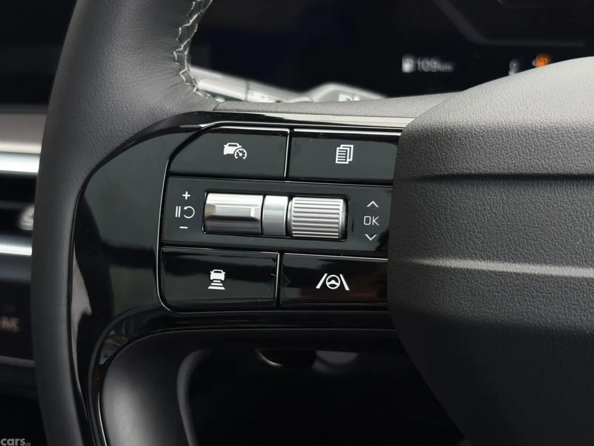 Kia Sorento SUV, Diesel, 2027, Grey