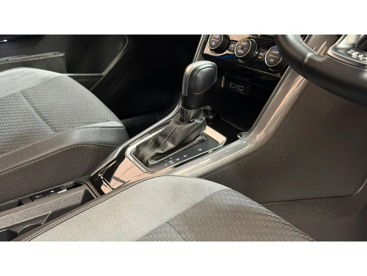 Volkswagen T-Roc SUV, Diesel, 2021, Blue