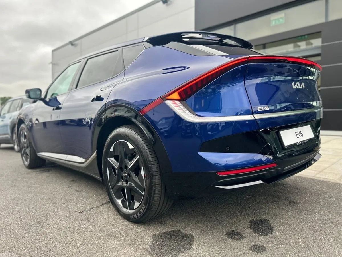 Kia EV6 SUV, Electric, 2027, Blue
