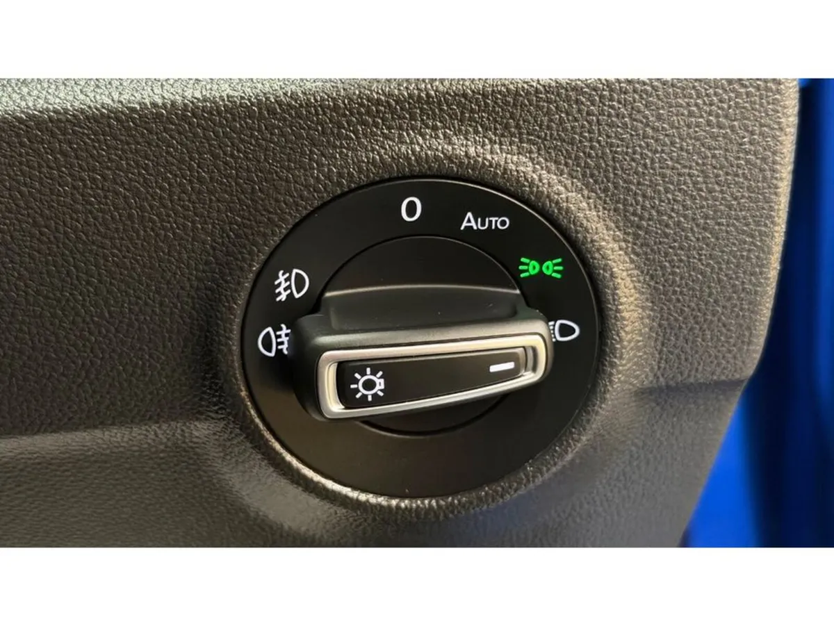 Volkswagen T-Roc SUV, Diesel, 2021, Blue