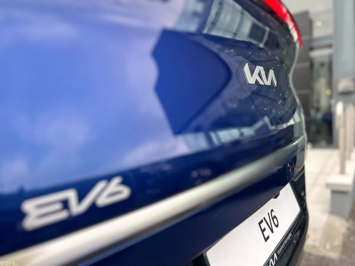 Kia EV6 SUV, Electric, 2027, Blue