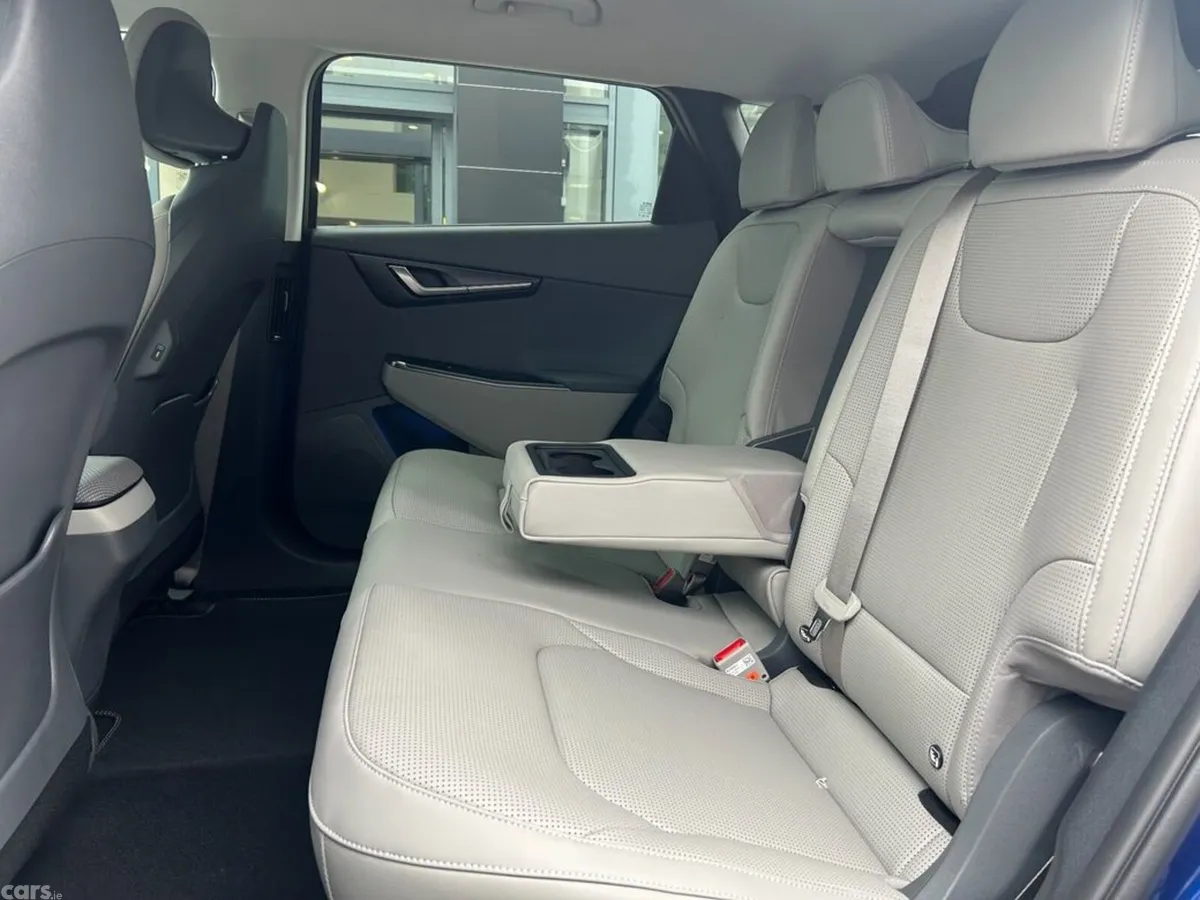 Kia EV6 SUV, Electric, 2027, Blue