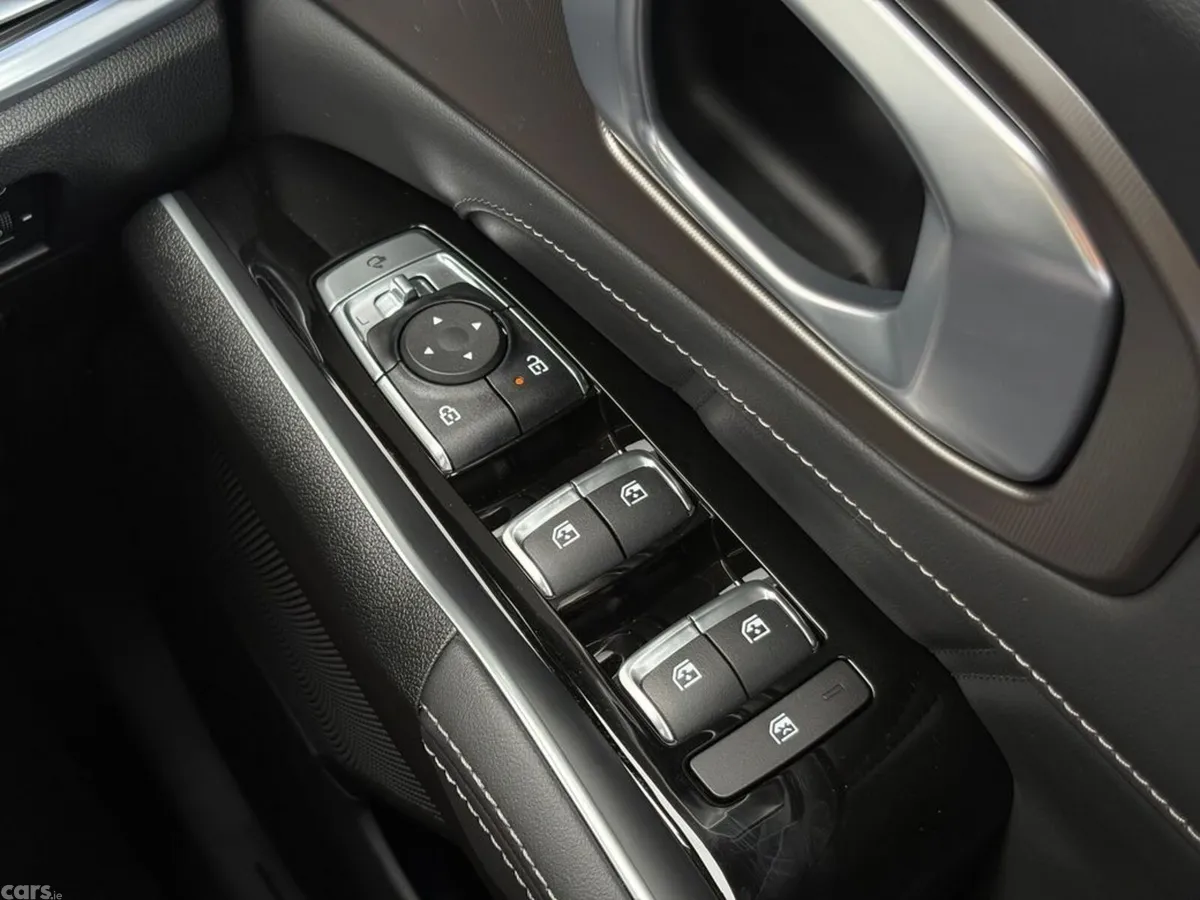 Kia Sorento SUV, Diesel, 2027, Grey