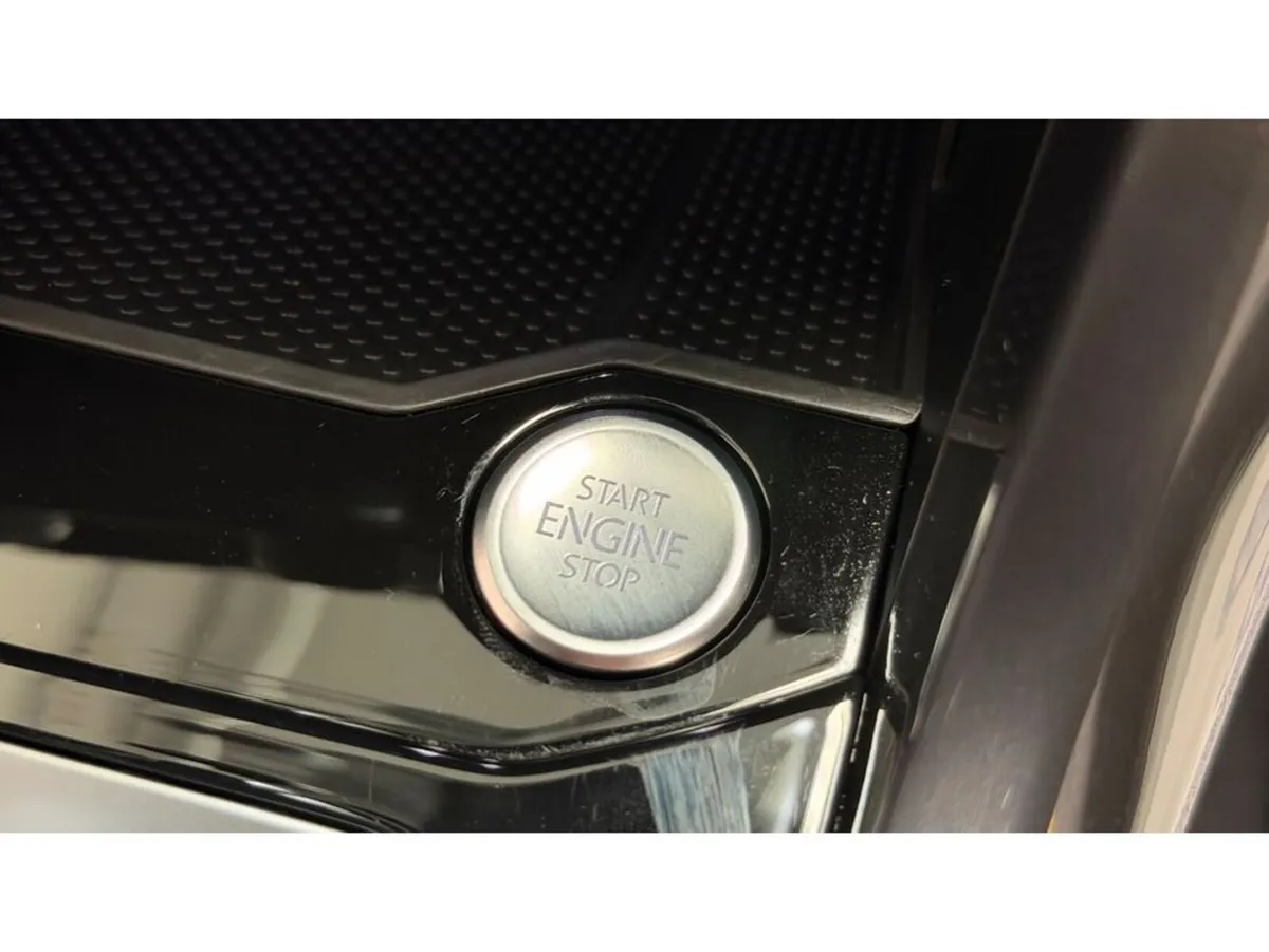 Volkswagen T-Roc SUV, Diesel, 2021, Blue