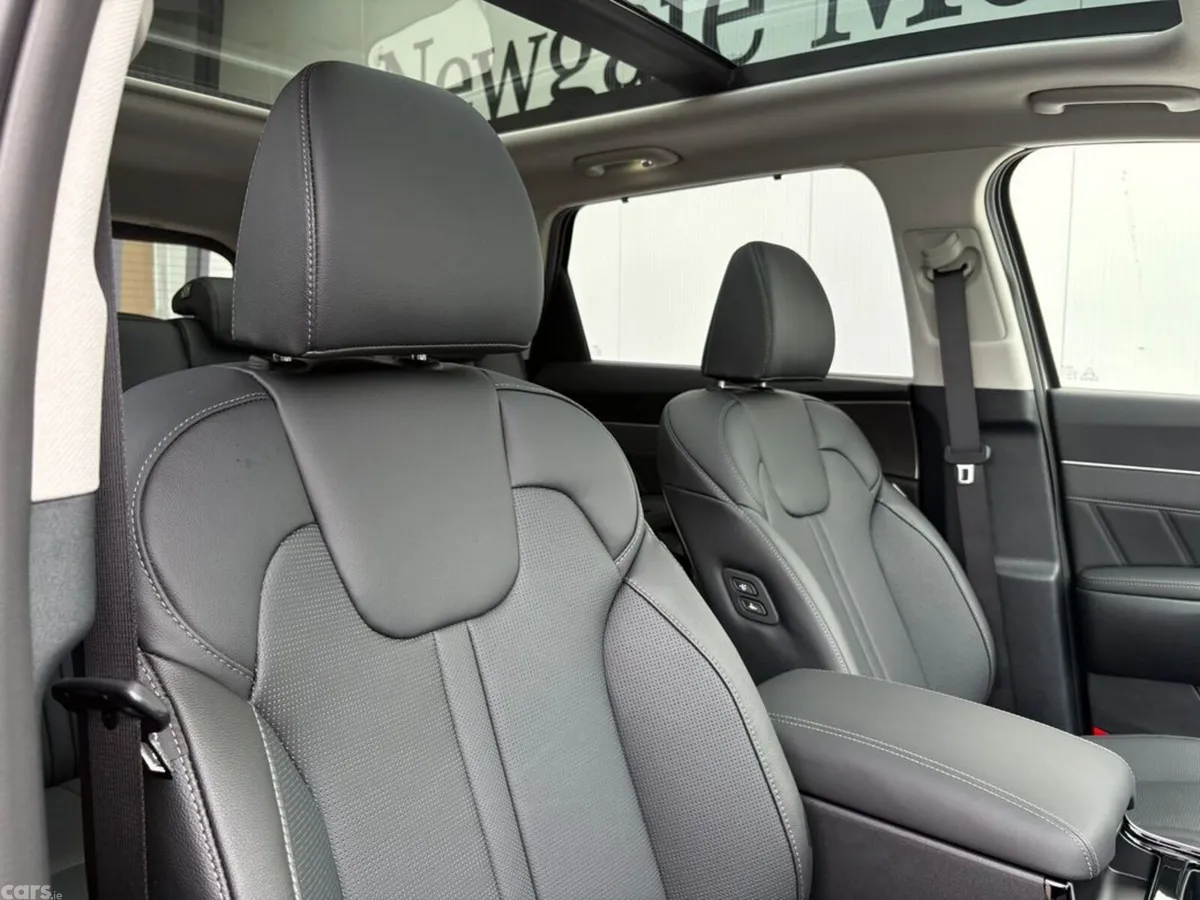 Kia Sorento SUV, Diesel, 2027, Grey