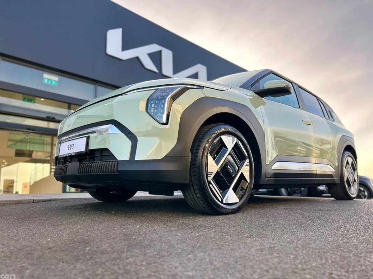 Kia EV3 SUV, Electric, 2027, Green