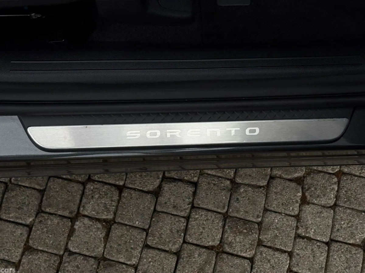 Kia Sorento SUV, Diesel, 2027, Grey