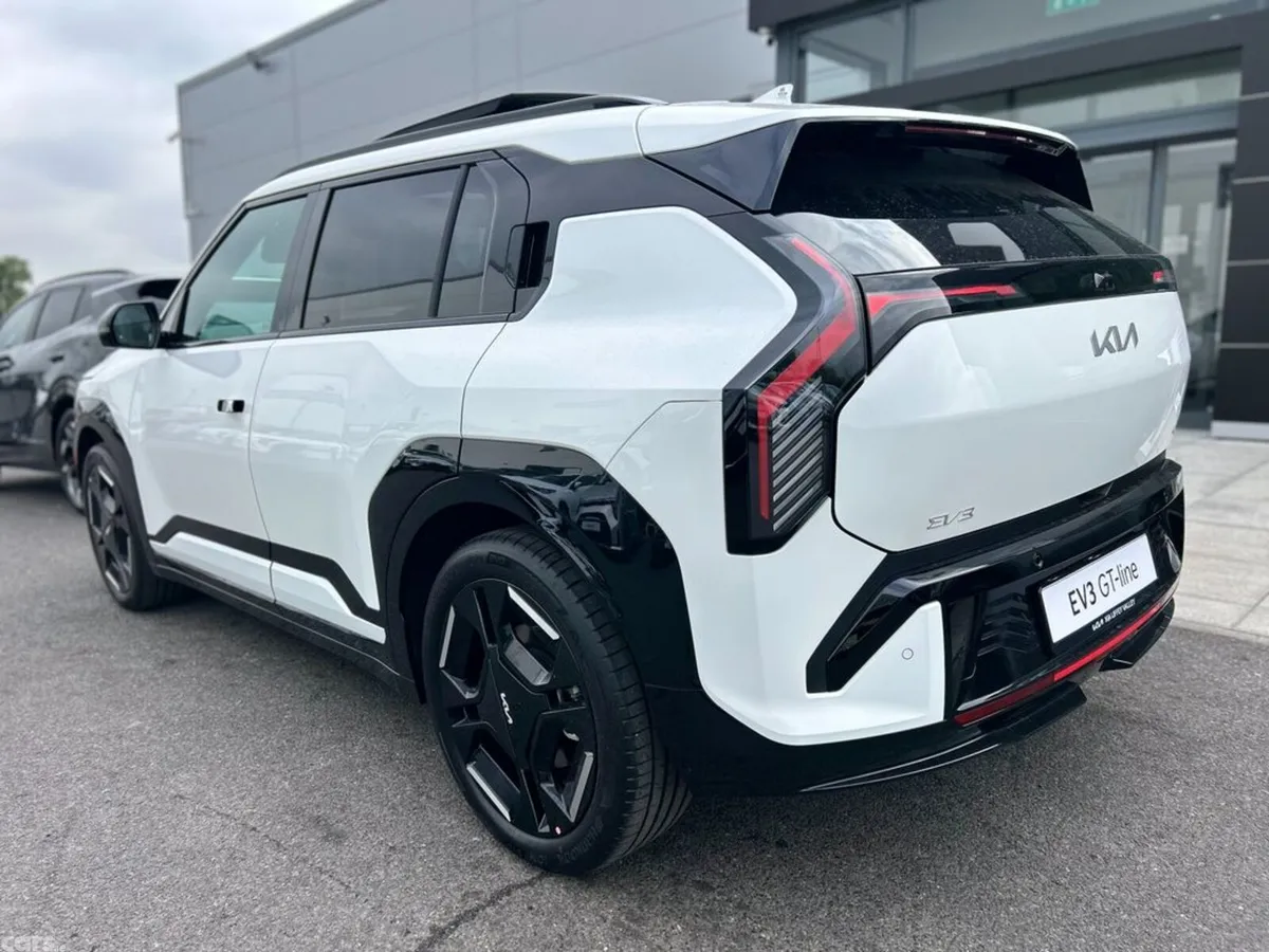 Kia EV3 SUV, Electric, 2027, White