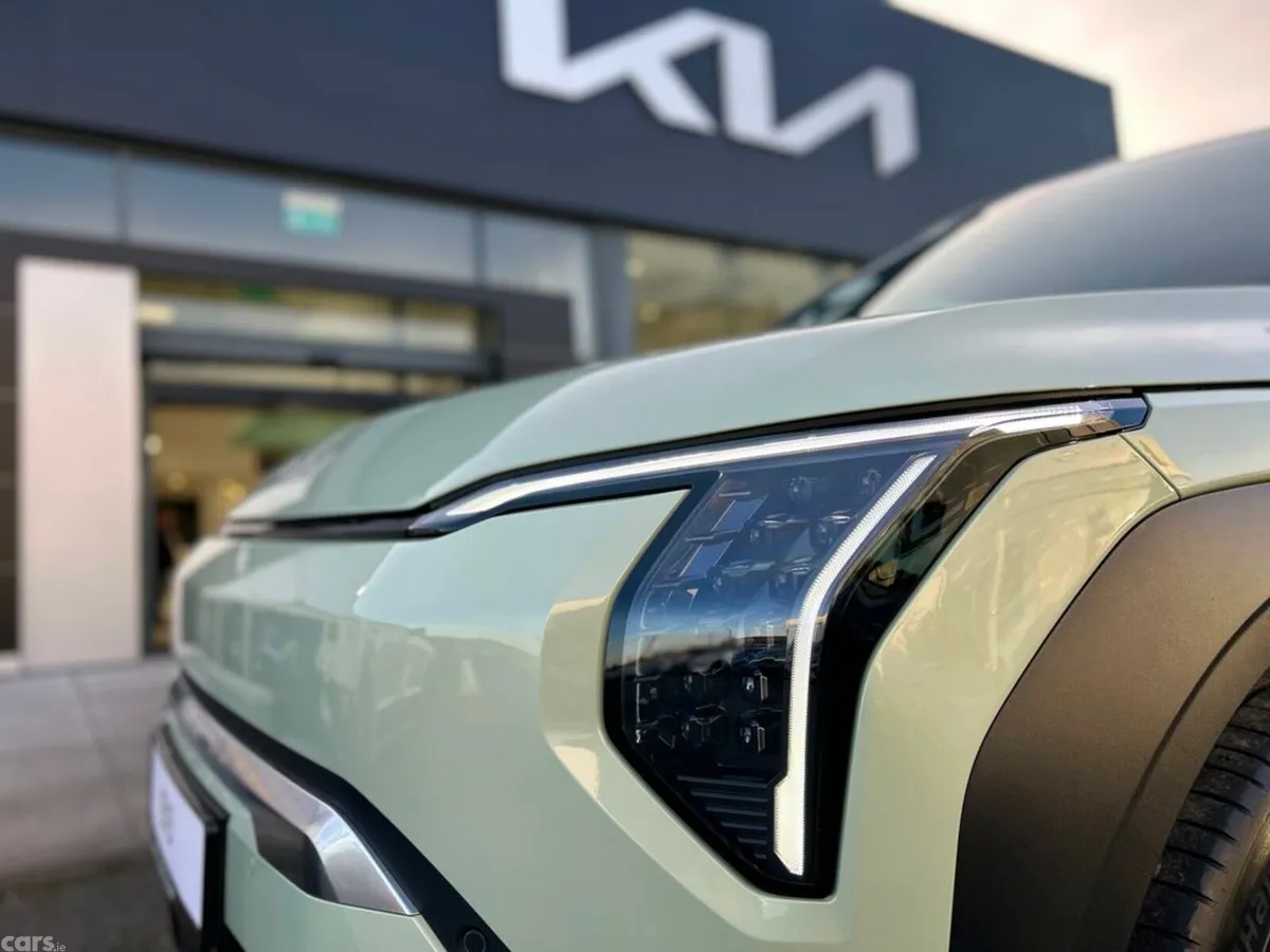 Kia EV3 SUV, Electric, 2027, Green