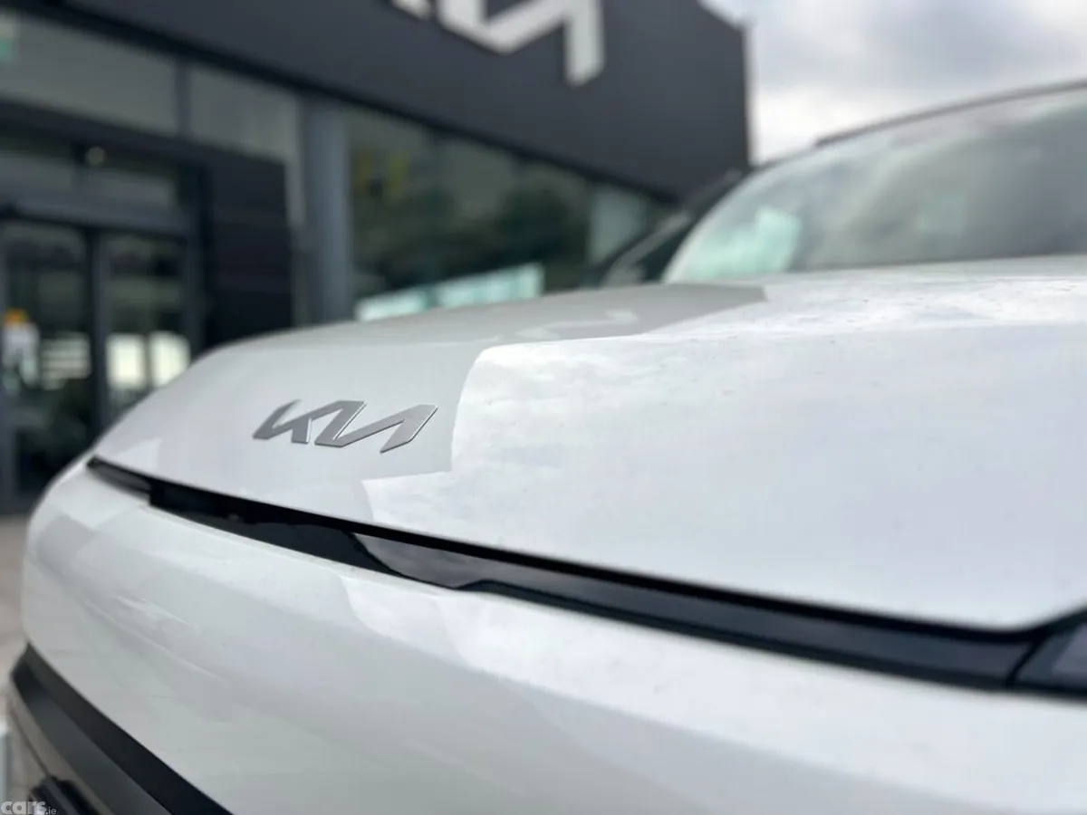 Kia EV3 SUV, Electric, 2027, White