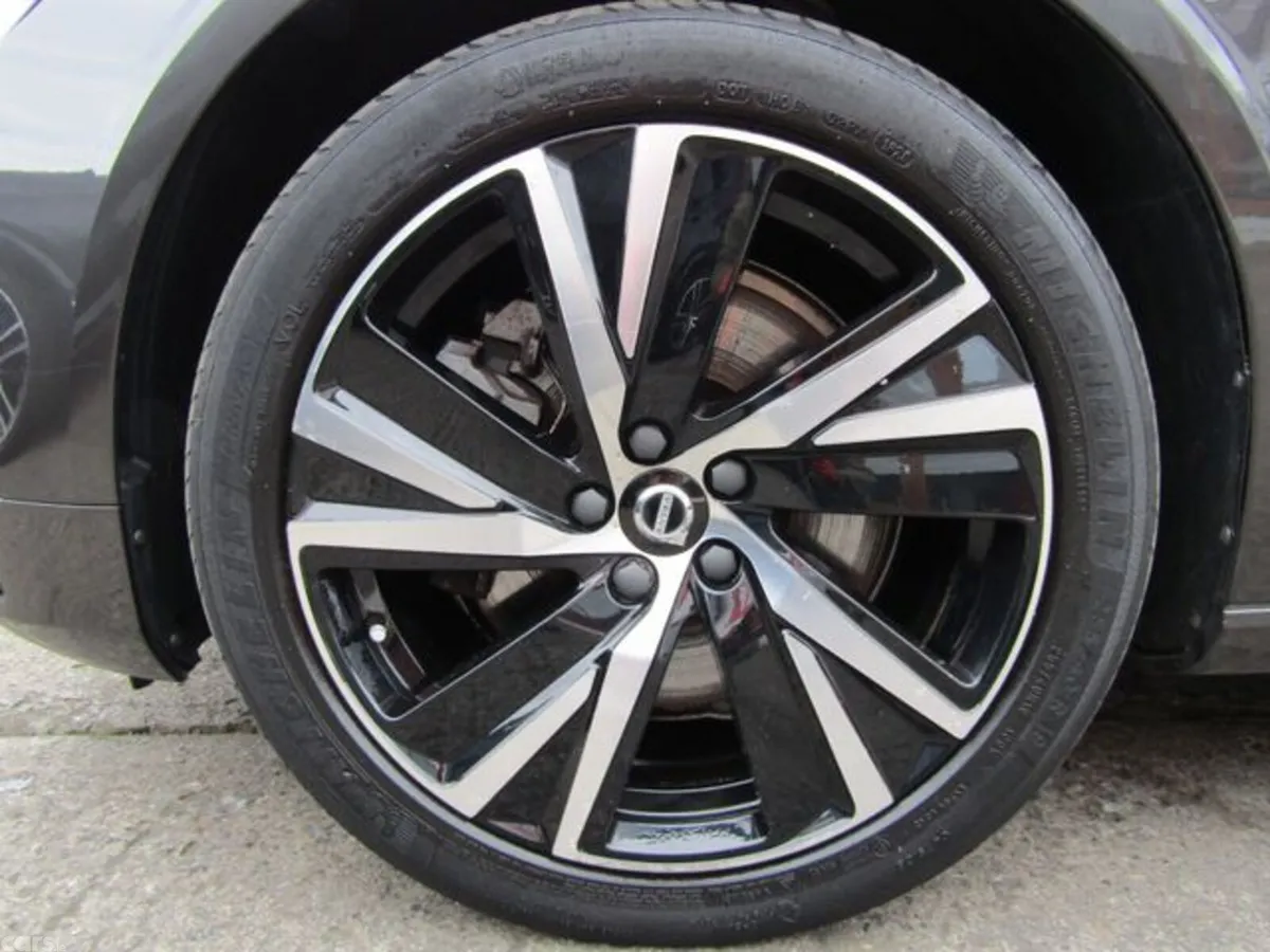Volvo S90 Saloon, Petrol Plug-in Hybrid, 2021, Grey