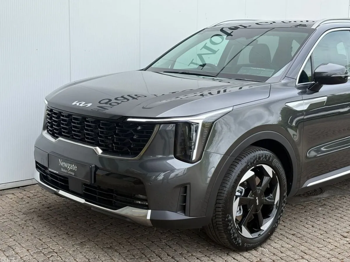 Kia Sorento SUV, Diesel, 2027, Grey