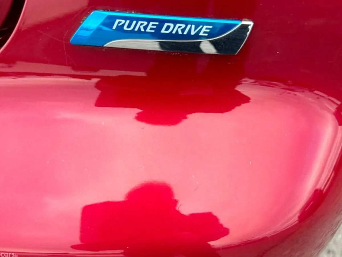 Nissan Juke MPV, Diesel, 2016, Red