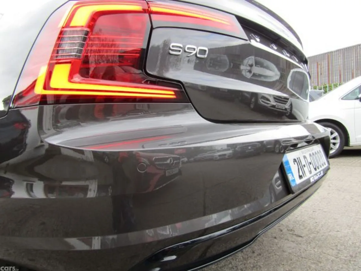 Volvo S90 Saloon, Petrol Plug-in Hybrid, 2021, Grey