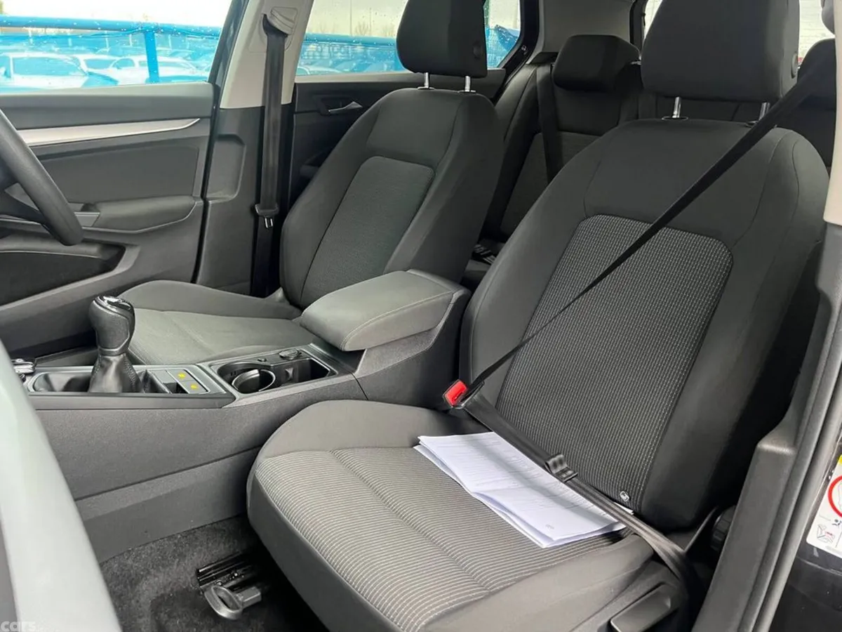 Volkswagen Golf Hatchback, Diesel, 2021, Black