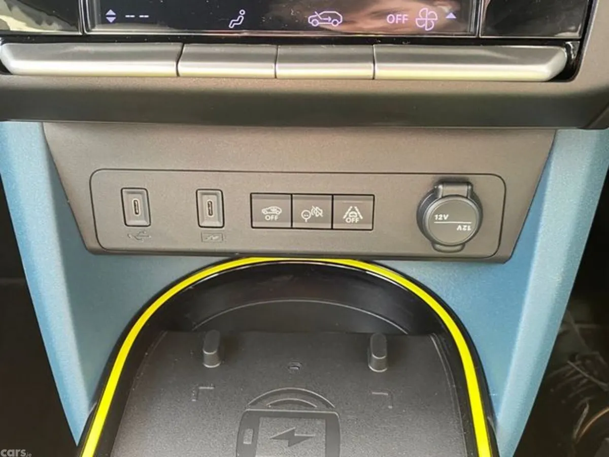 Fiat Grande Panda Hatchback, Electric, 2027, Yellow