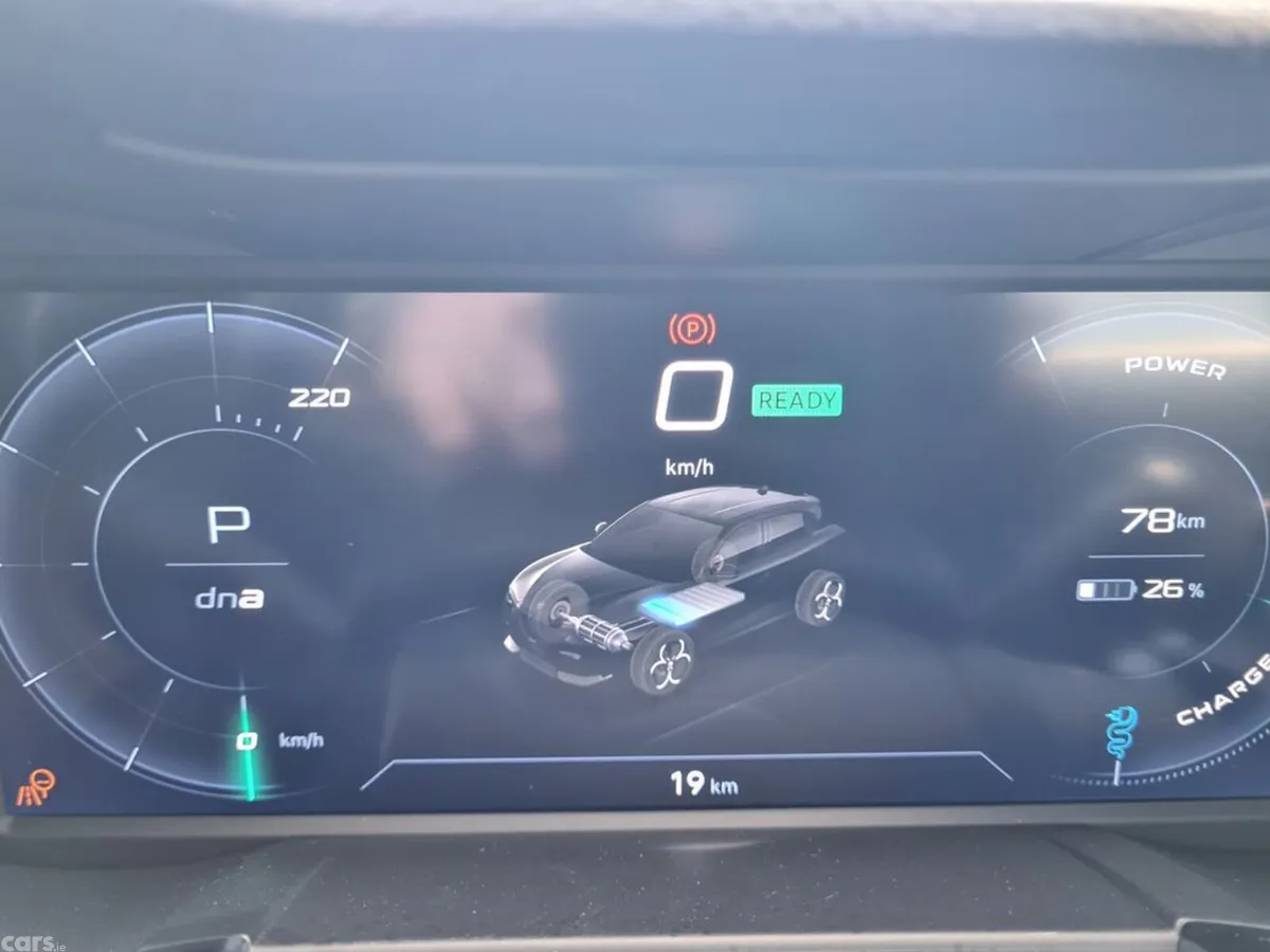 Alfa Romeo Junior Hatchback, Electric, 2027, Black