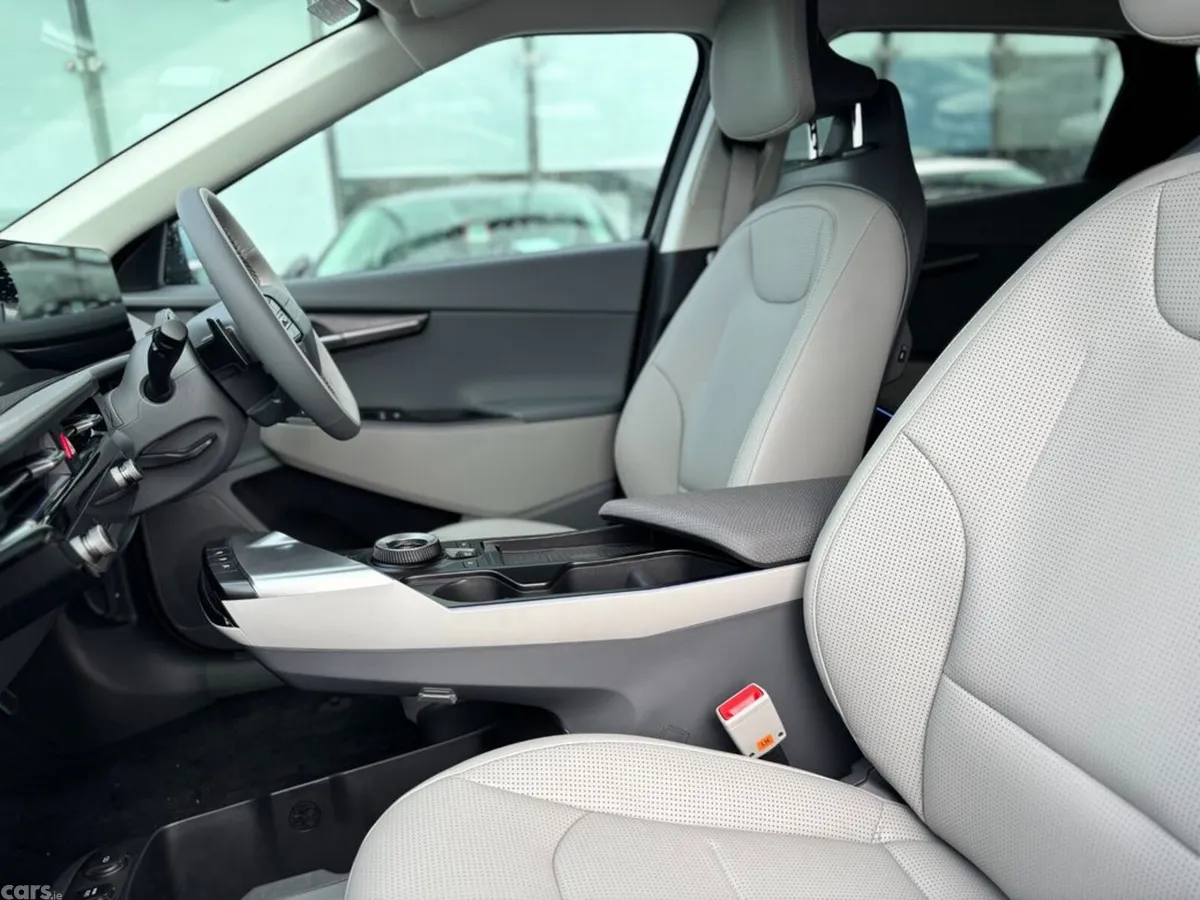 Kia EV6 Hatchback, Electric, 2027, Grey