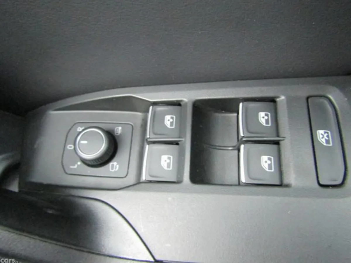 SEAT Leon Estate, Diesel, 2021, White