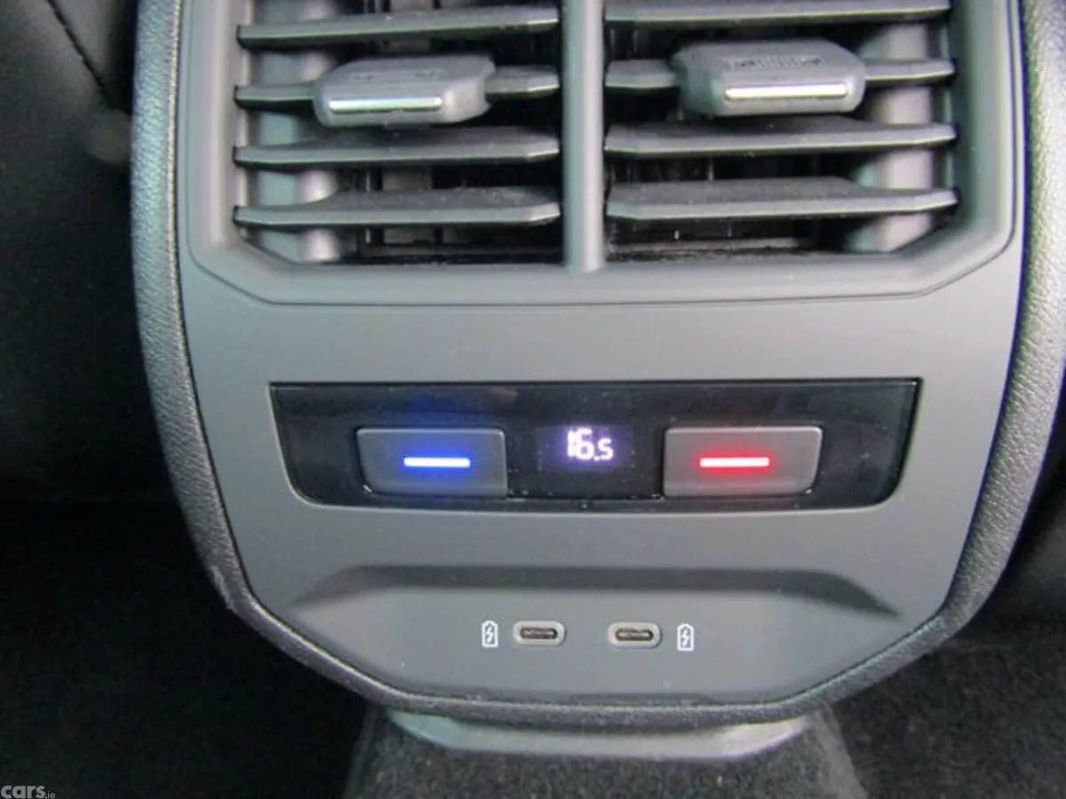 SEAT Leon Estate, Diesel, 2021, White