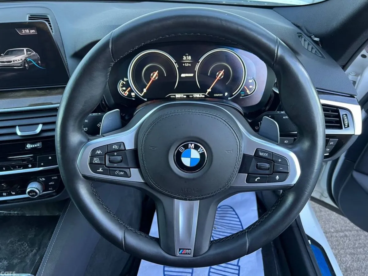 BMW 5-Series Saloon, Petrol Plug-in Hybrid, 2017, White