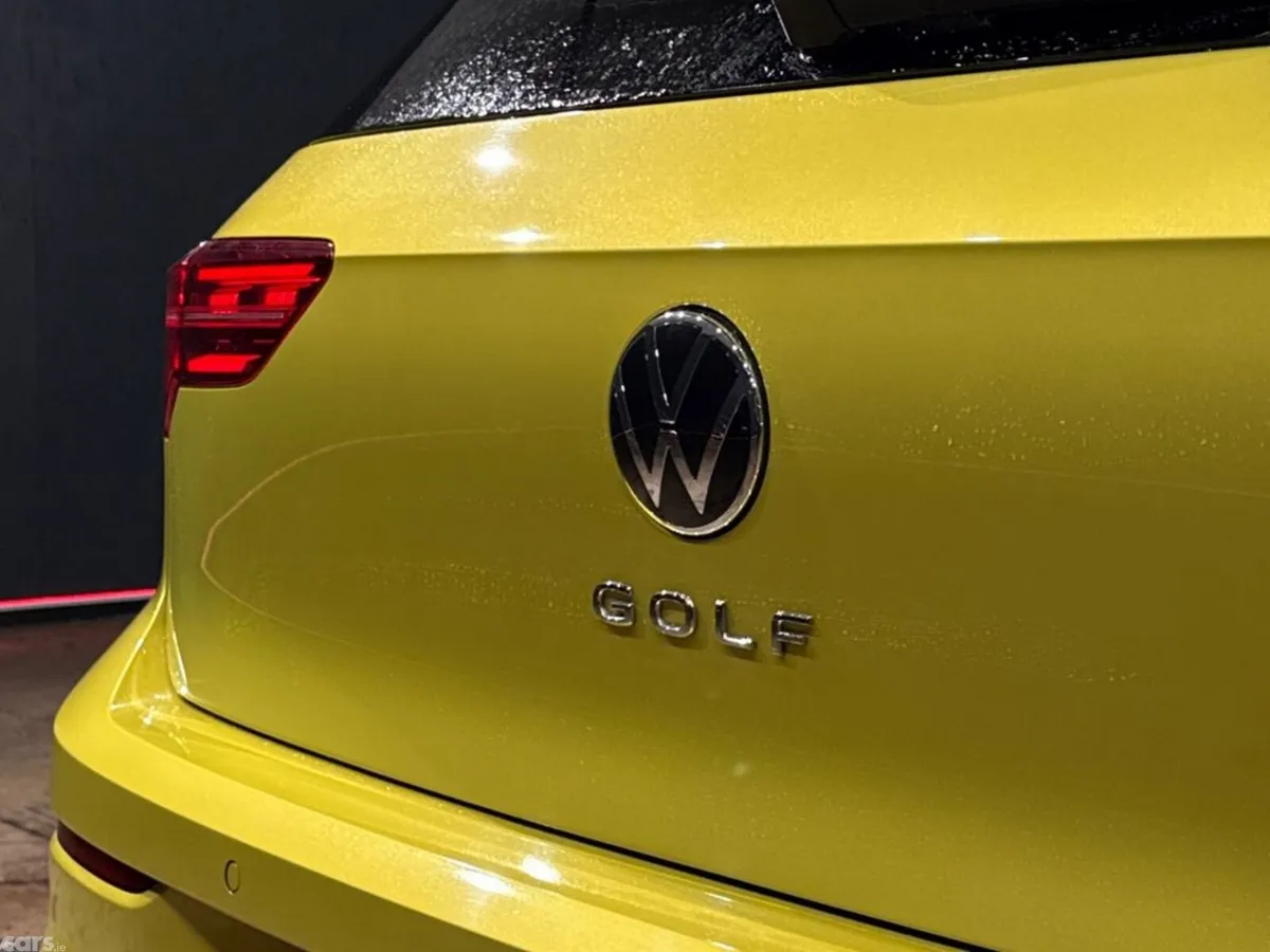 Volkswagen Golf Hatchback, Petrol Hybrid, 2022, Yellow