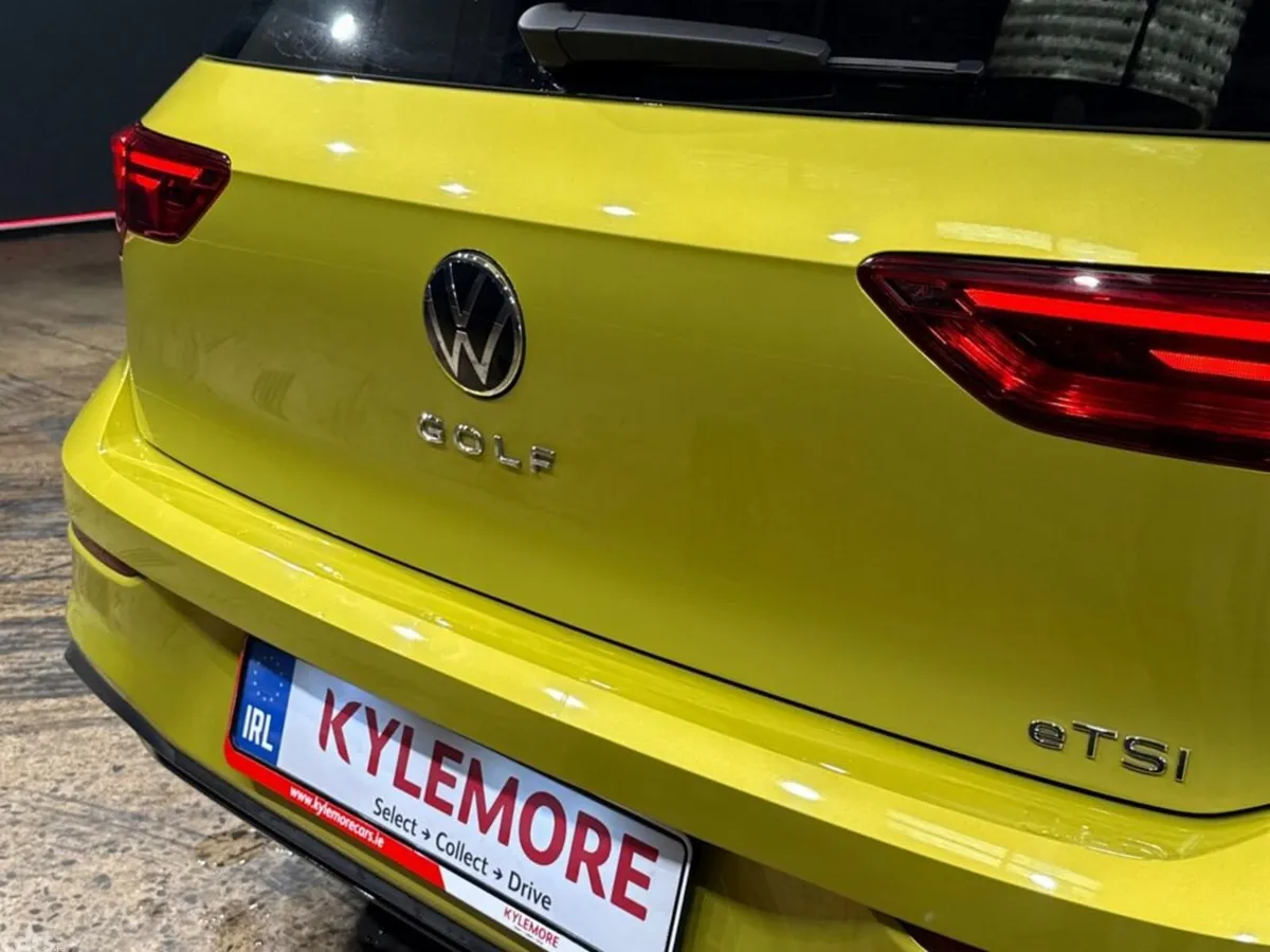 Volkswagen Golf Hatchback, Petrol Hybrid, 2021, Yellow