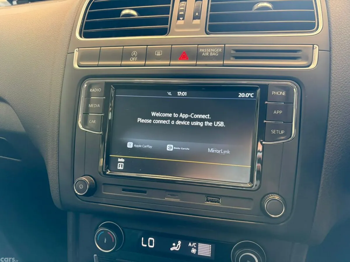 Volkswagen Polo Hatchback, Petrol, 2015, Silver