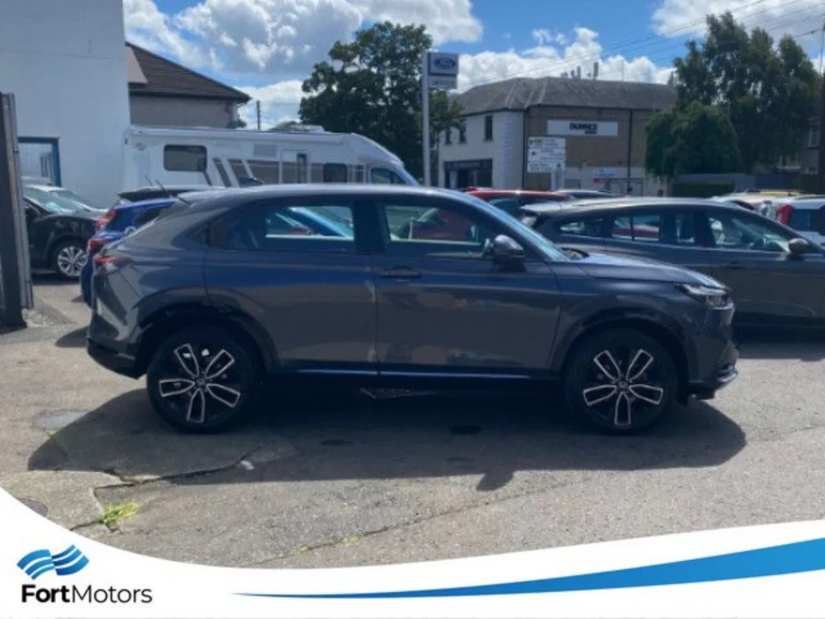 Honda HR-V Hatchback, Petrol Hybrid, 2024, Grey