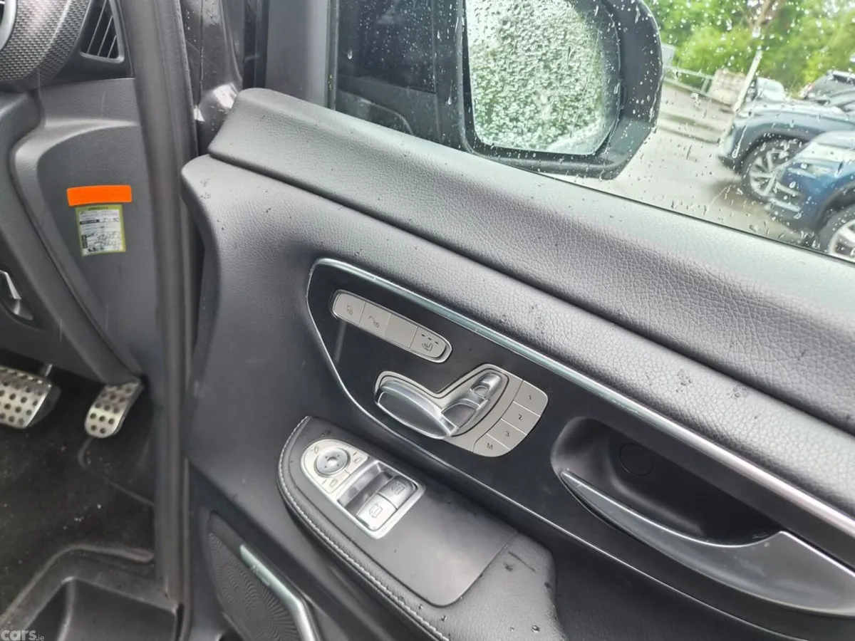 Mercedes-Benz V-Class MPV, Diesel, 2018, Black