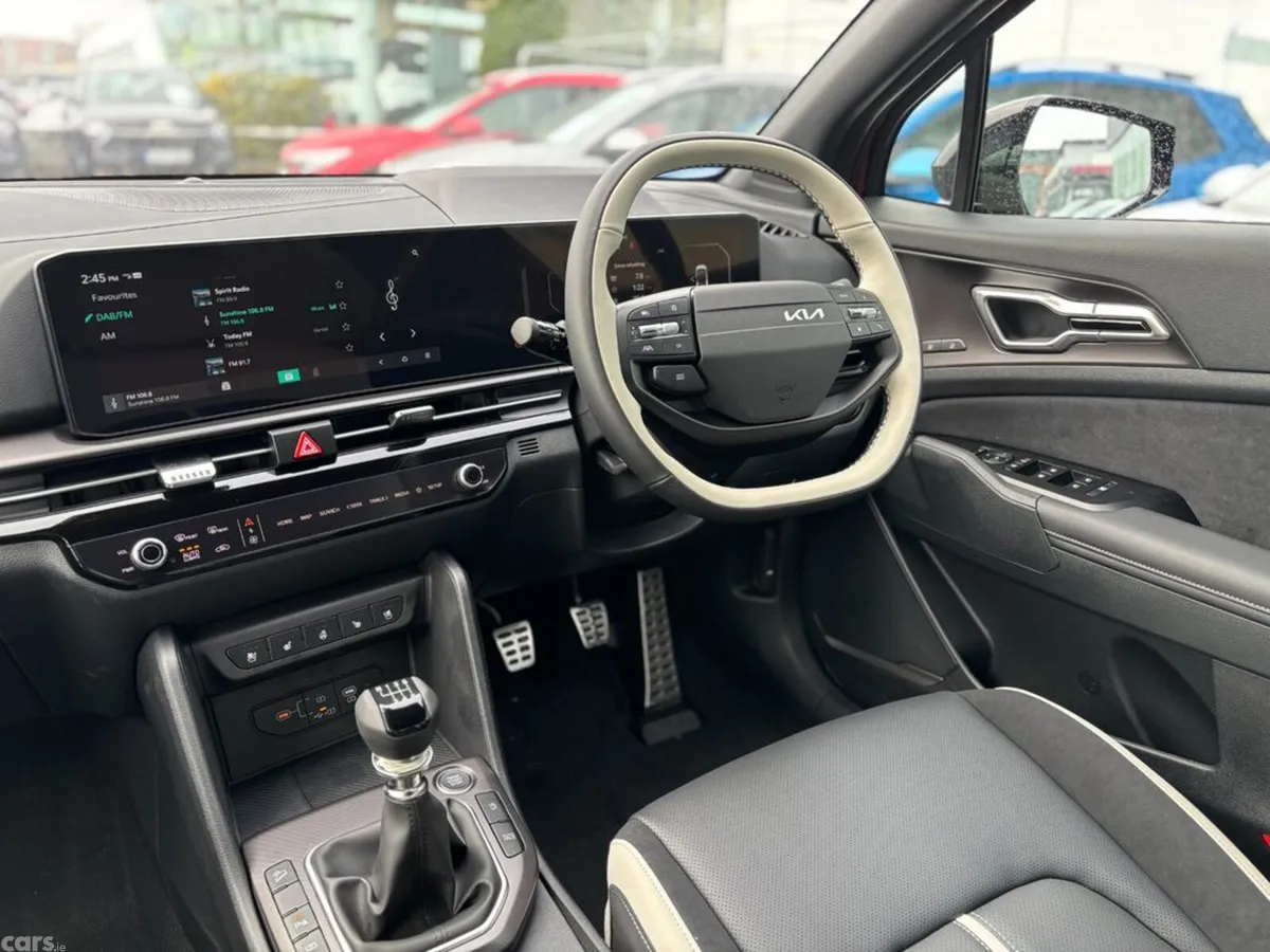 Kia Sportage SUV, Diesel, 2027, Red