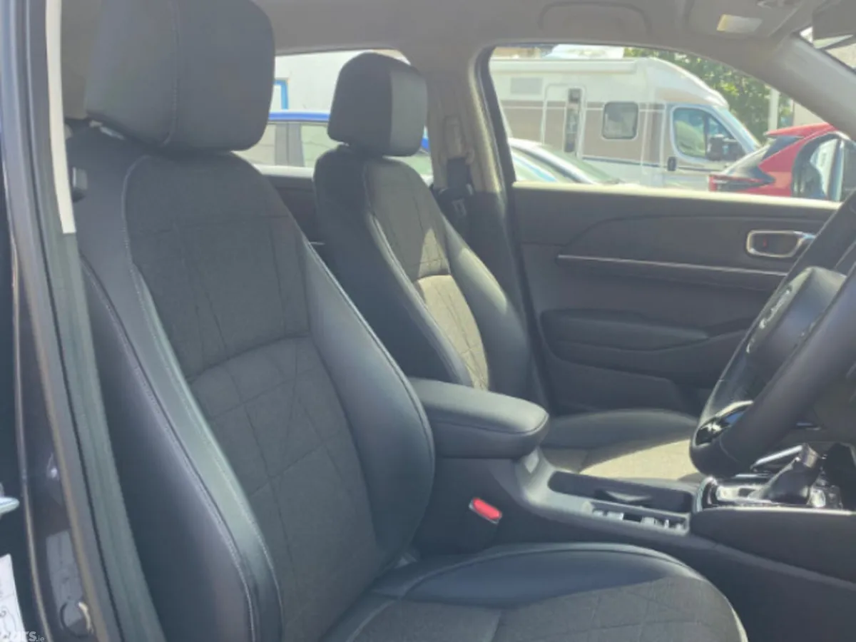 Honda HR-V Hatchback, Petrol Hybrid, 2024, Grey