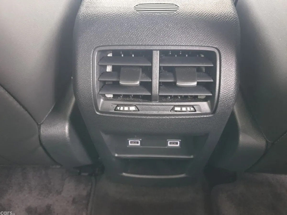 Citroen C5 X Hatchback, Petrol Plug-in Hybrid, 2024, Blue