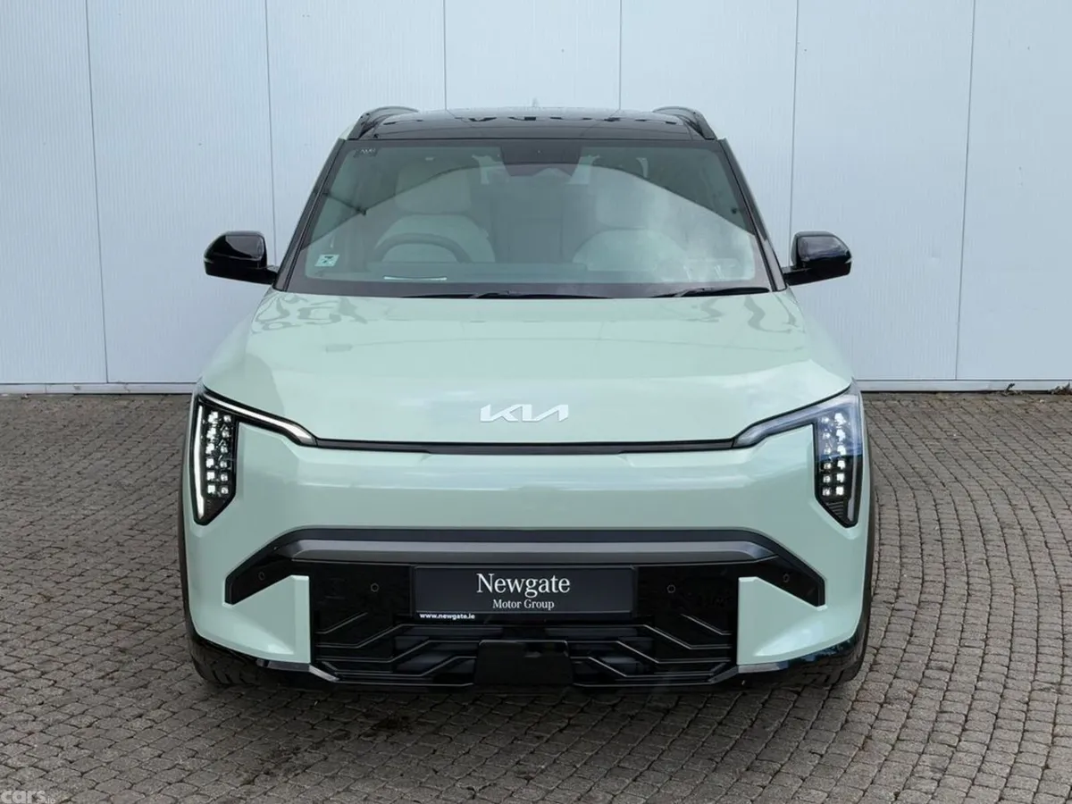 Kia EV3 Hatchback, Electric, 2027, Green