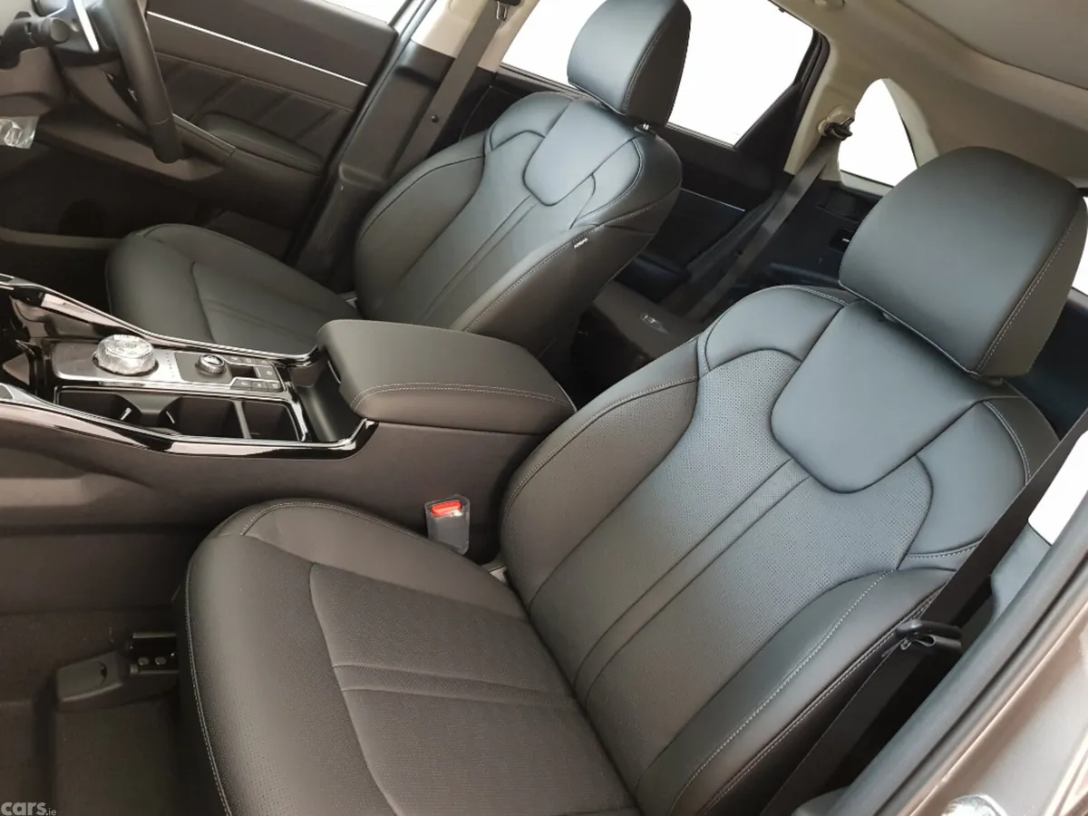 Kia Sorento MPV, Diesel, 2026, Brown