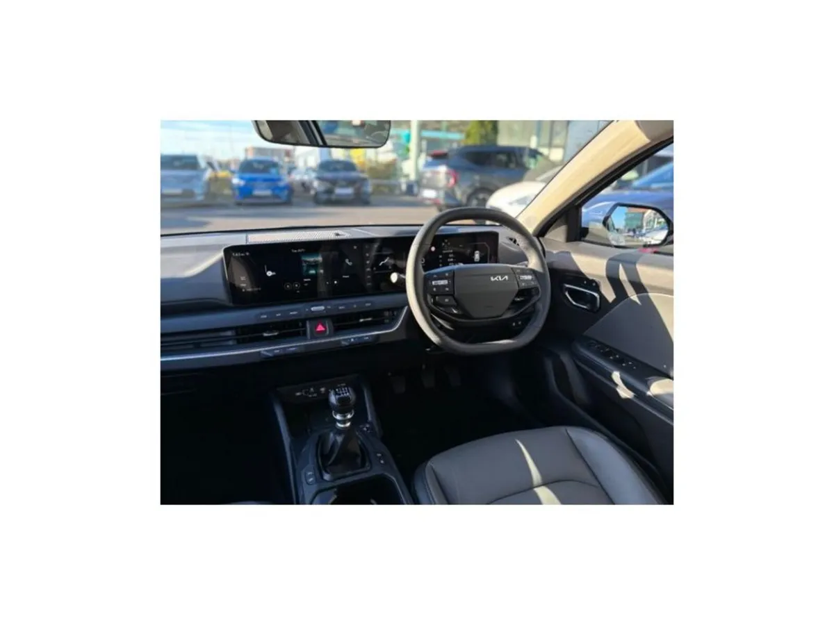 Kia K4 Hatchback, Petrol, 2027, White